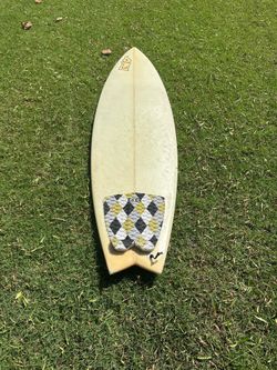 5’ 11” Chris Herl hybrid fish surfboard