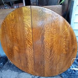 Tiger Oak Dining Table 