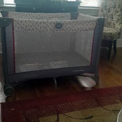 Baby/ Toddler Play Pen
