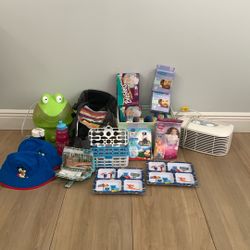 Huge Baby Bundle 32 Items - Paquete Grande De Bebé 32 Piezas 