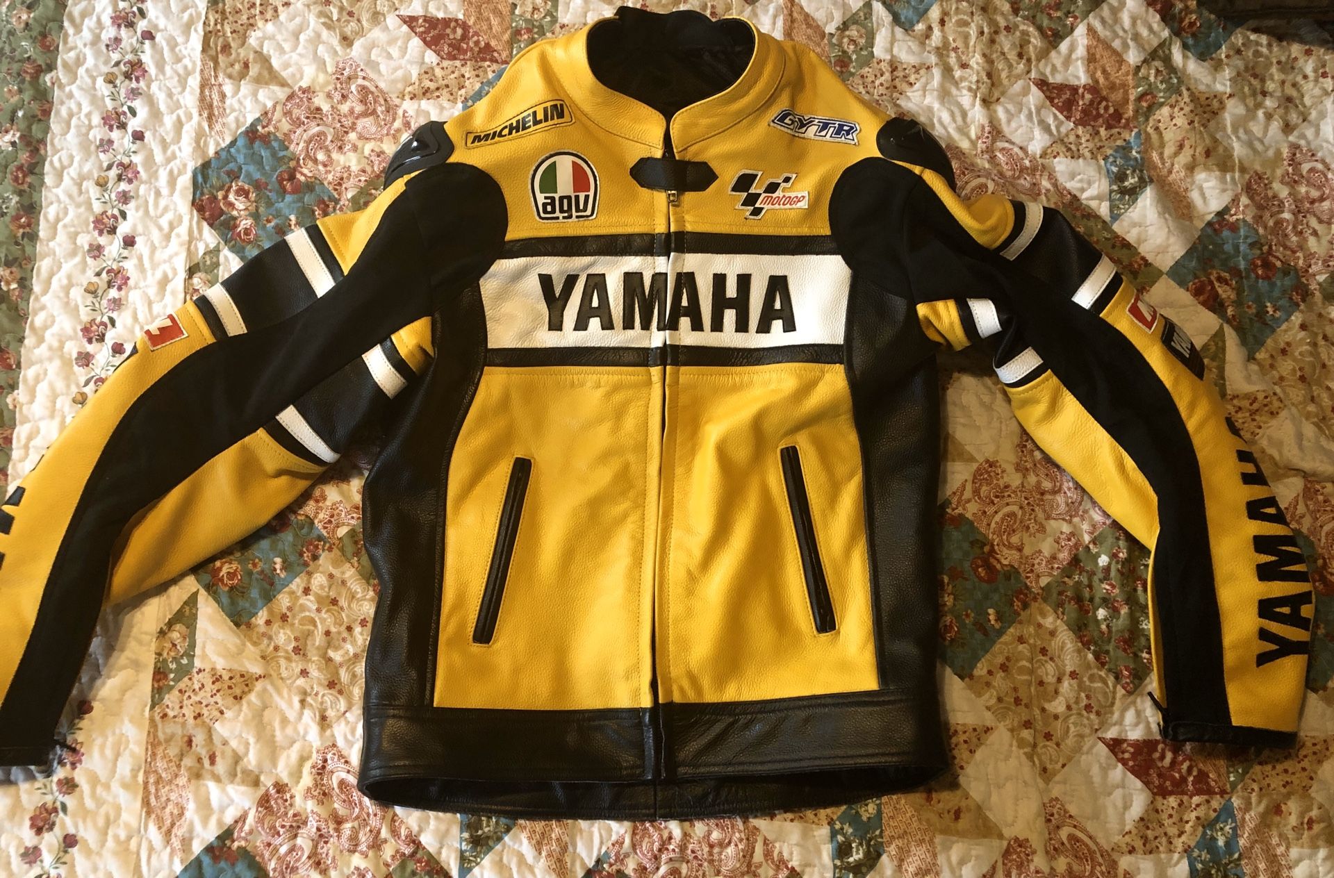 Yamaha motorcycle jacket size medium