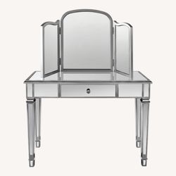 Pier 1 Hayworth Vanity