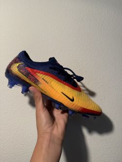 ERLING HAALAND CLEATS Size 8