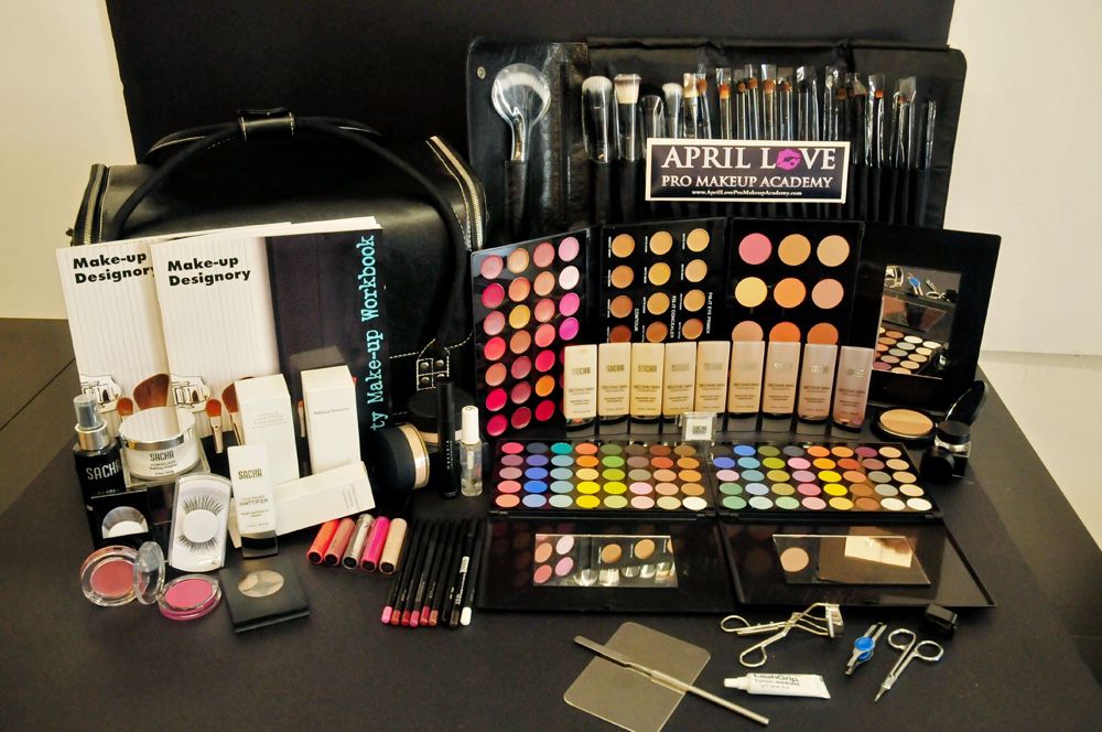 Complete makeup kits