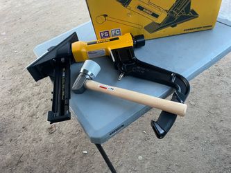DEWALT 2-in-1 Pneumatic 15.5-Gauge and 16-Gauge Flooring Tool