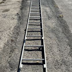 16ft Aluminum Ladder