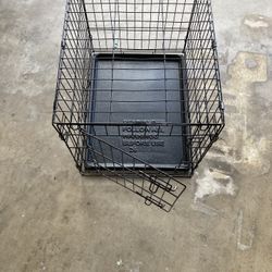 Dog Kennel/Crate
