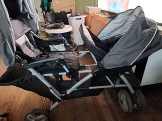 Double stroller FREE/ Carreola doble GRATIS