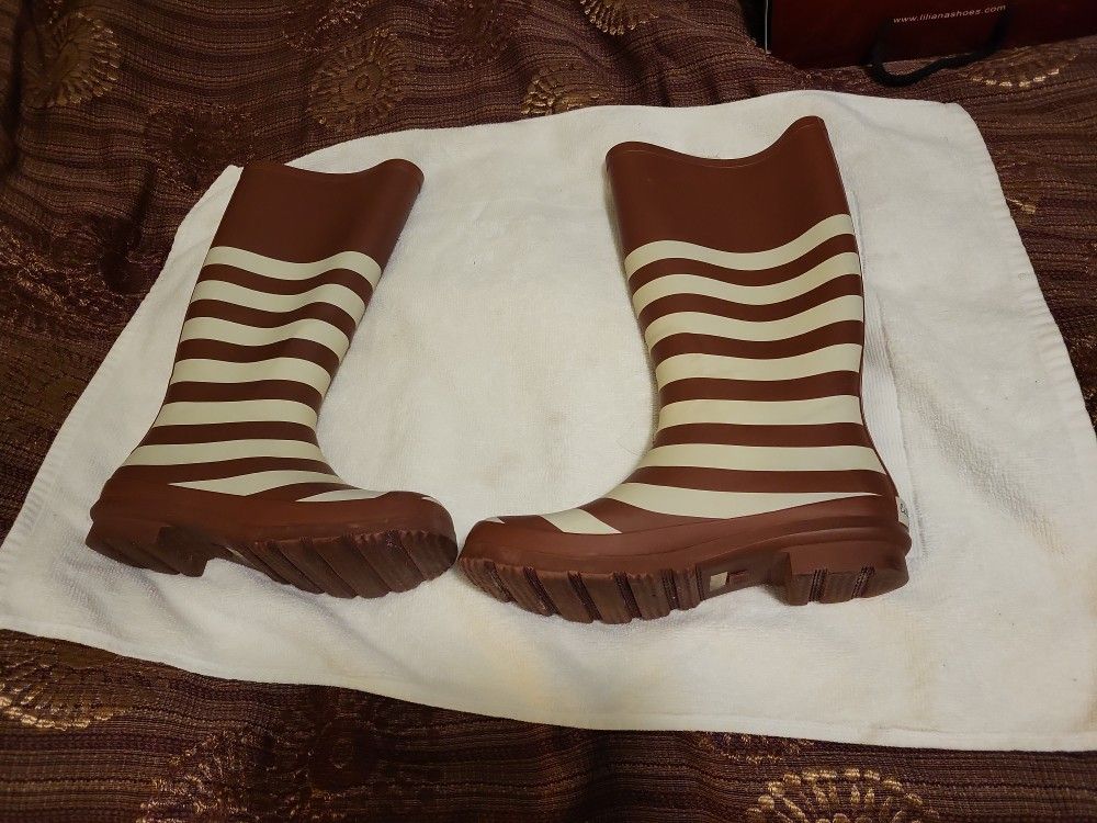 Women Rain Boots Sz 7