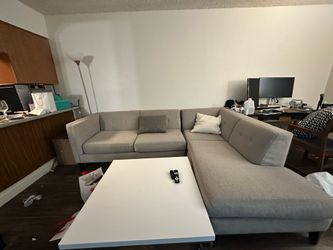 Modern Light Gray  Sectional Sofa – Great Condition