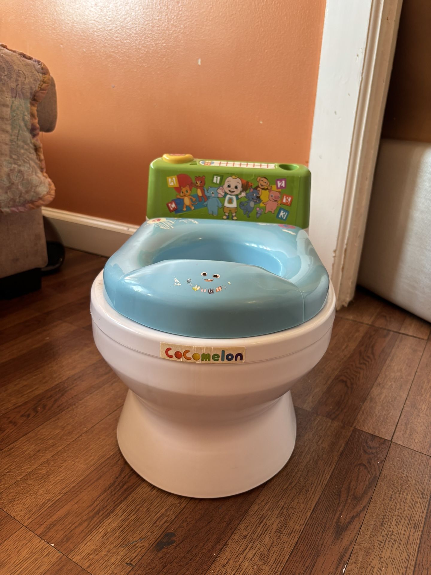 CoComelon Musical Transition Potty Trainer
