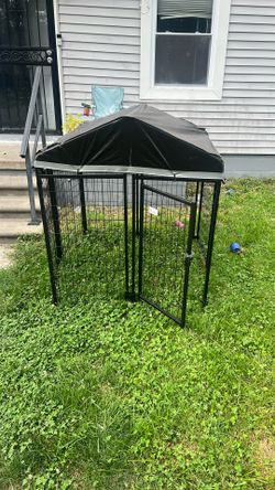 like new outside dog cage for small breeds
