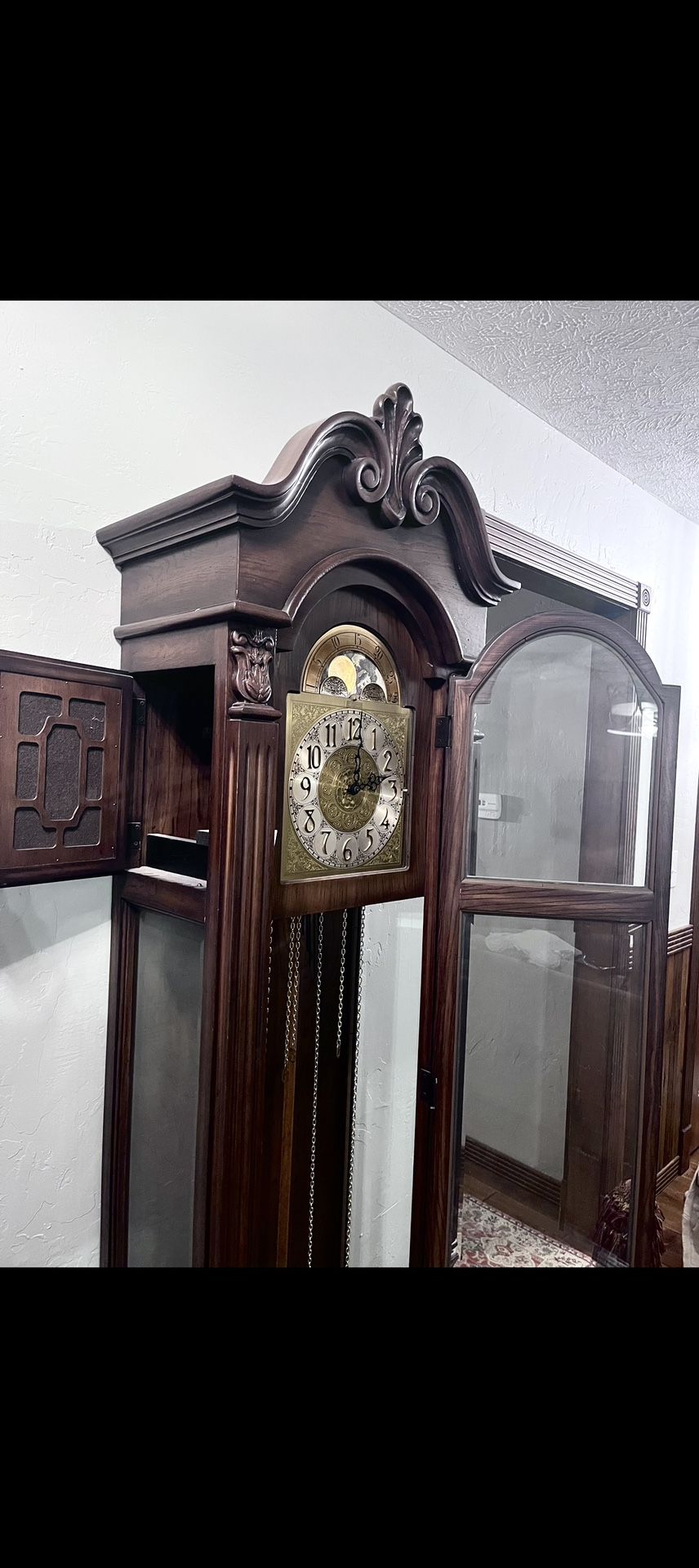 Molyneux grandfather clock