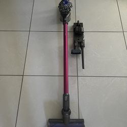 Dyson Cordless Vacuum 