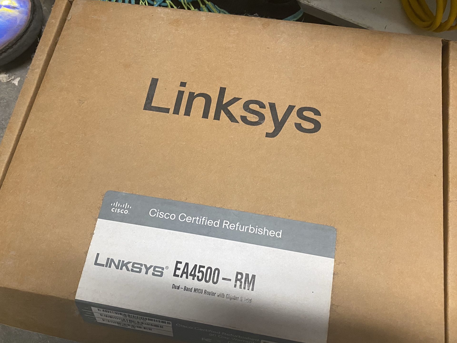 Linksys EA4500 Wireless Router