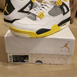  Jordan Retro 4 Vivid Sulfur Bred DMP Gratitude Maniere Dusk Cement OG Kobe Momba Bred Chicago Blue Playoffs 1 3 5 6 7 8 13 12 Reverse Yellow Military