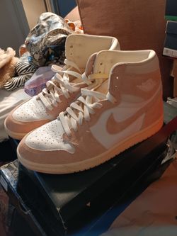Air Jordan 1 Retro High OG Sneakers