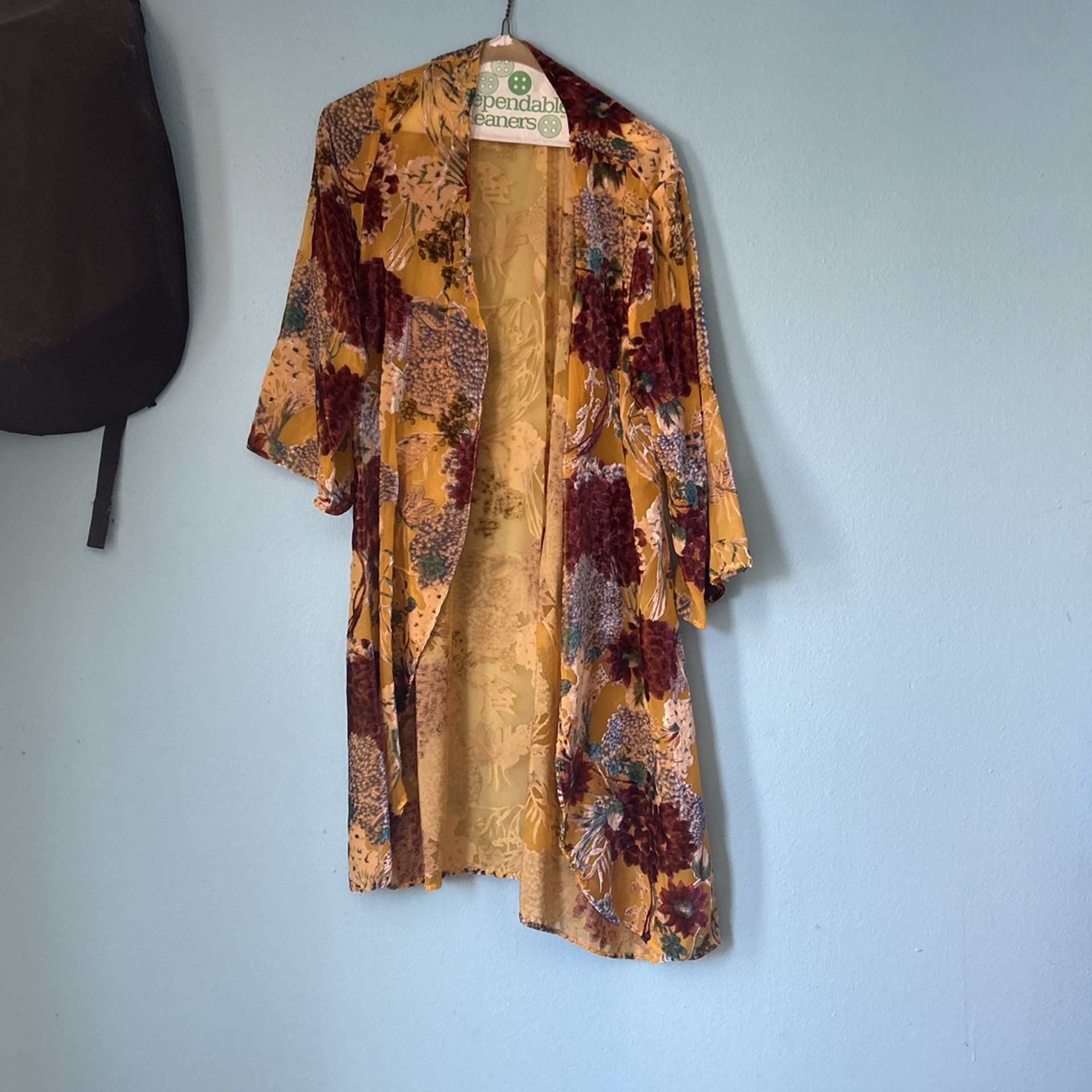 Women’s robe medium