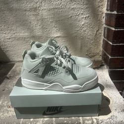 Jordan 4 retro