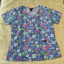 Floral Hawaiian Scrub Top, Size Large