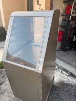 Sheet pan rack