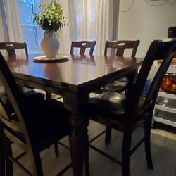 Dinning  Table With Chairs 