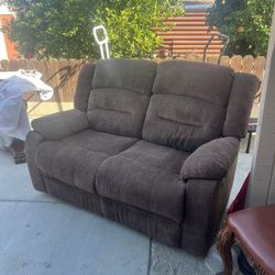 two seat recliner Free!!