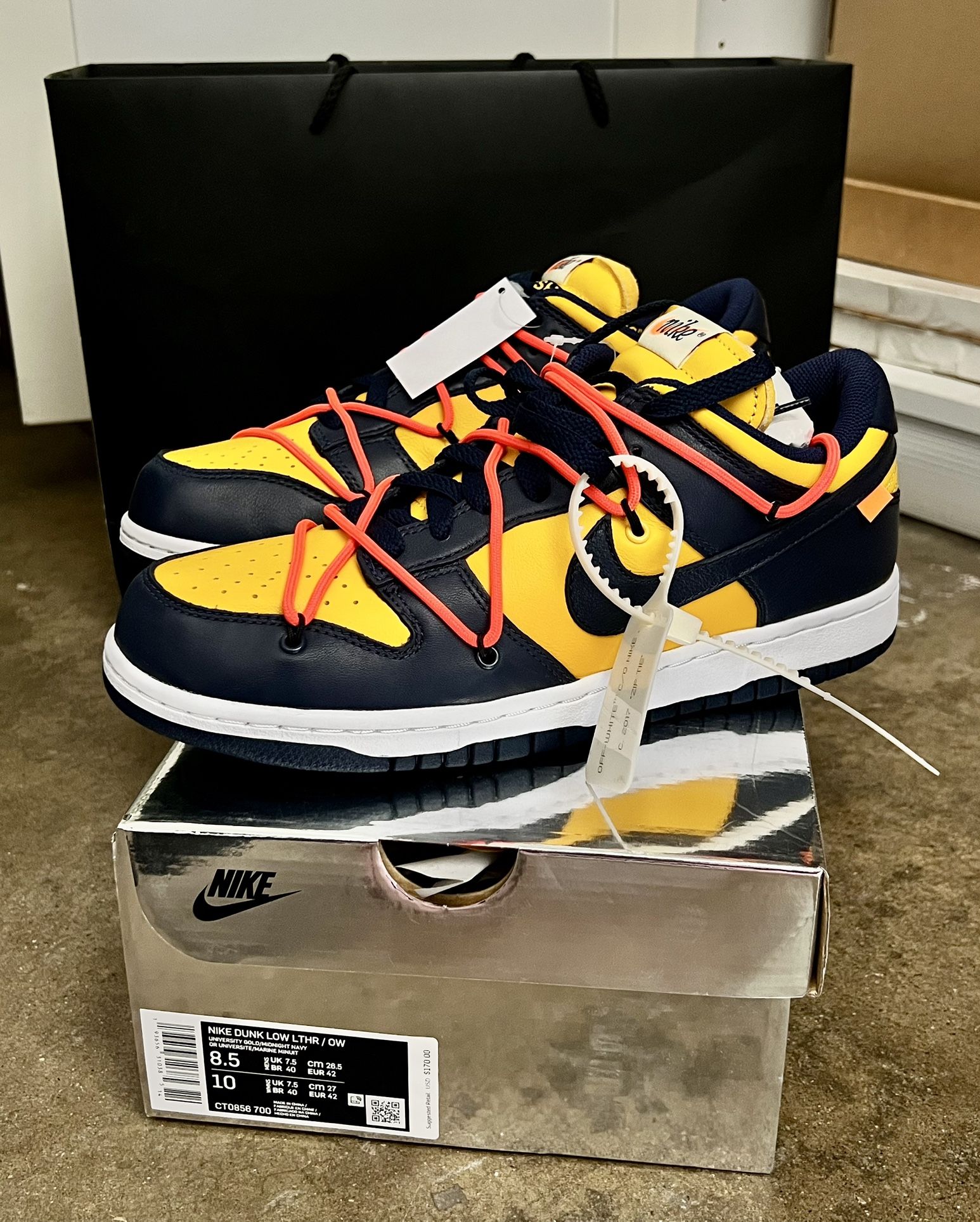 NIKE DUNK LOW LTHR / OW