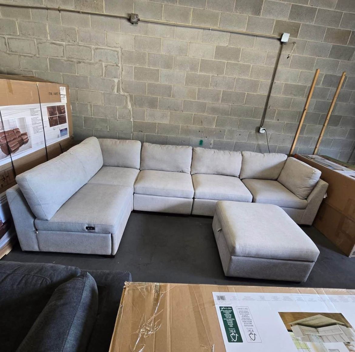 Gray Thomasville Rockford 6 Piece Power Recliner Sectional Couch (FREE DELIVERY 🚚)