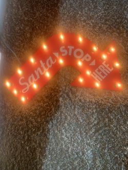 Santa Stops Here Lighted Arrow Sign.