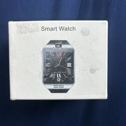 Q18 Smart Watch