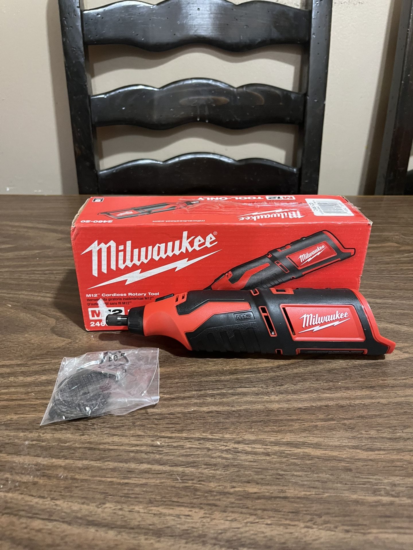 Milwaukee M12 Cordless Rotary Tool