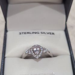 Beautiful Sterling Silver Ring 