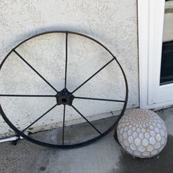 Vintage Wagon wheel