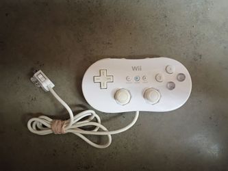 Classic Controller for Nintendo Wii, OEM #RVL-005, White, Tested, Working.