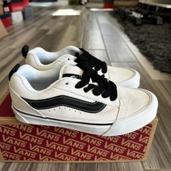 Women’s Vans Knu Skool Shoes Sneakers - White Suede Black - Size 7