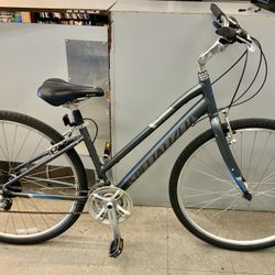 Specialized Crossroads Sport Hybrid Step Through Bike Bicycle Small Frame Size Shimano Brakes Road Pavement Personal Transport Mobility Outdoors