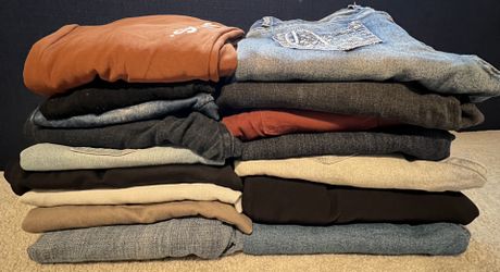 Ladies Size Medium (20 Items) ❗️Firm Price❗️