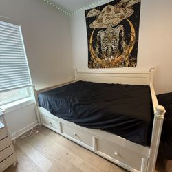 Full Bed Frame With Twin Pull Out Bed 