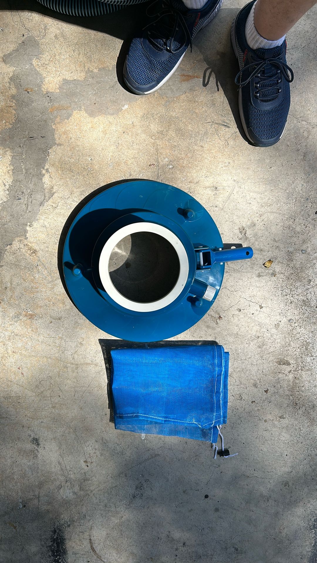 Swimming Pool Leaf Vacuum Head And Leave Bag