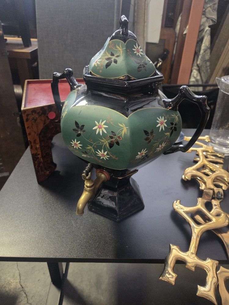1890 Victorian Samovar