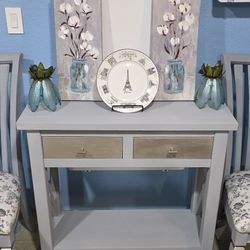 Sitting Table and Chairs