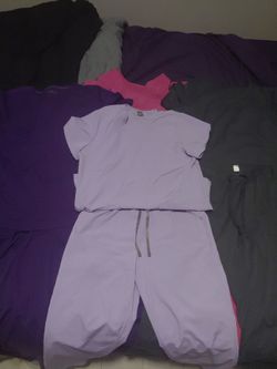 SET OF 4 SCRUBS