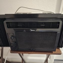 Midea (Black)
