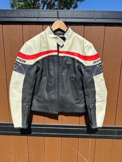 Women’s motorcycle jacket