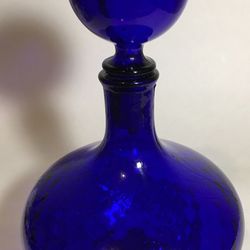 Vintage Antique 11” Unique Dark blue Cobalt Glass with Stopper Collectible