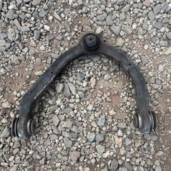 2003 Chevy Express Right Front Upper Control Arm 