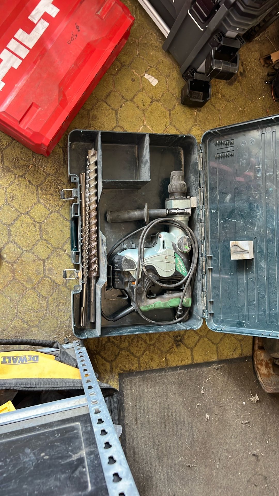 Hilti Roto Hammer with the bits