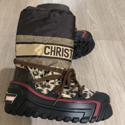 Snow Boots, Size 38-39