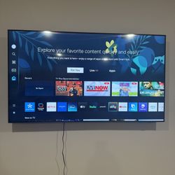 75” Class Crystal UHD DU8000